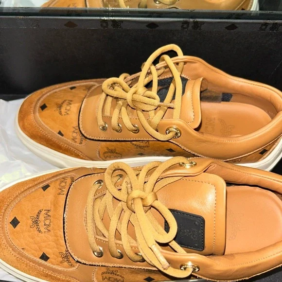 Mcm Women’s size 38 Gymshoe - Picture 2 of 6